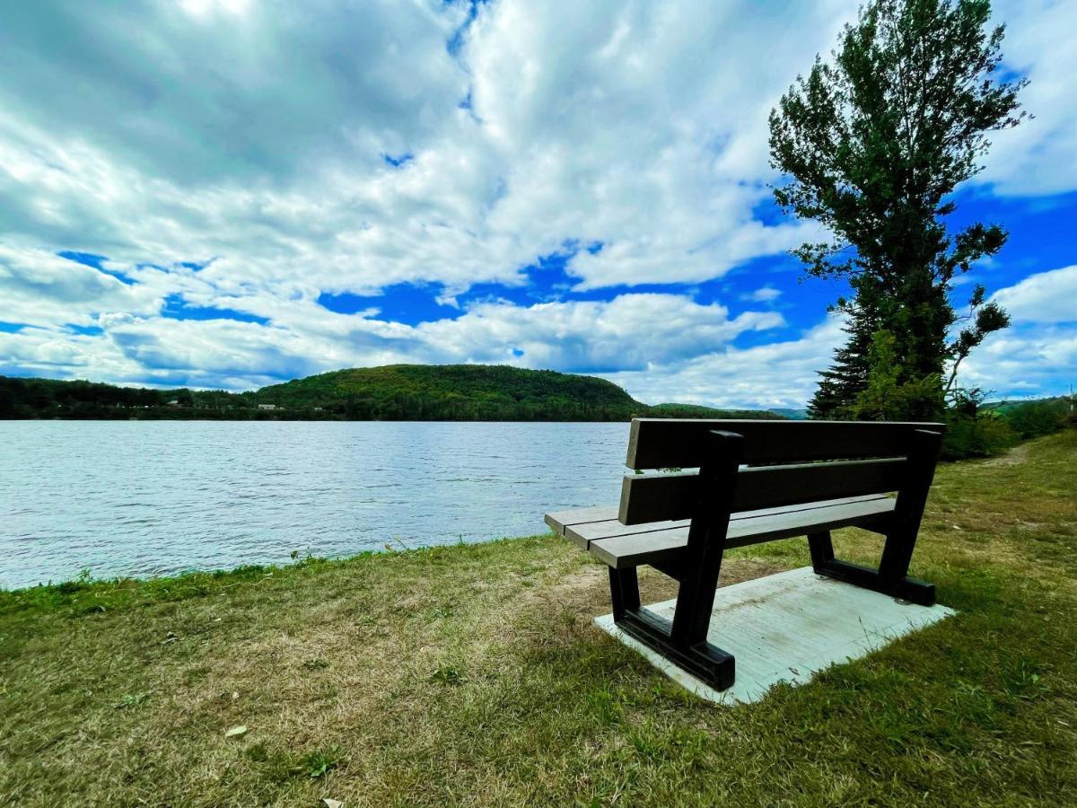 Chalet Centenaire Mauricie Villa Saint Roch de Mekinac Buitenkant foto